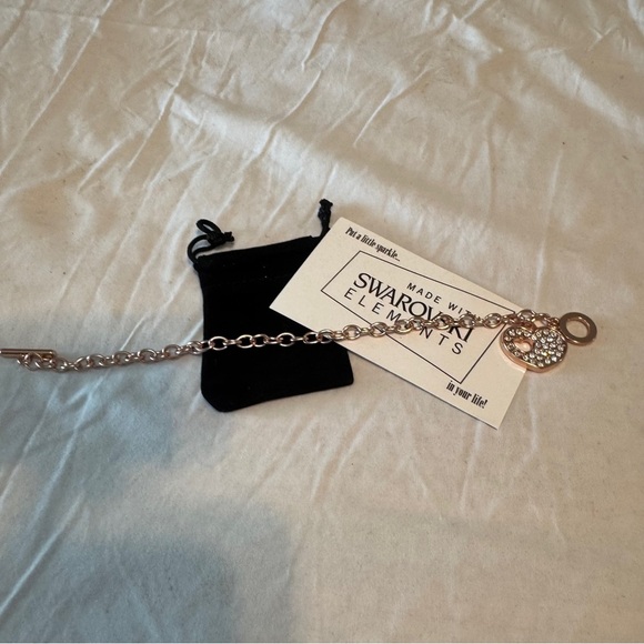 Swarovski Crystal Heart Charm Bracelet - Rose Gold with travel size jewelry box - Picture 5 of 10